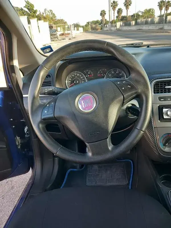 Usata Fiat Grande Punto 75 CV (55 kW) 2009 Utilitaria