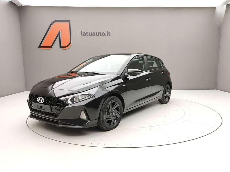 Phantom black Usata 2022 Hyundai i20 Due volumi | 12.990 € (Ottimo prezzo) - Immagine 1/4