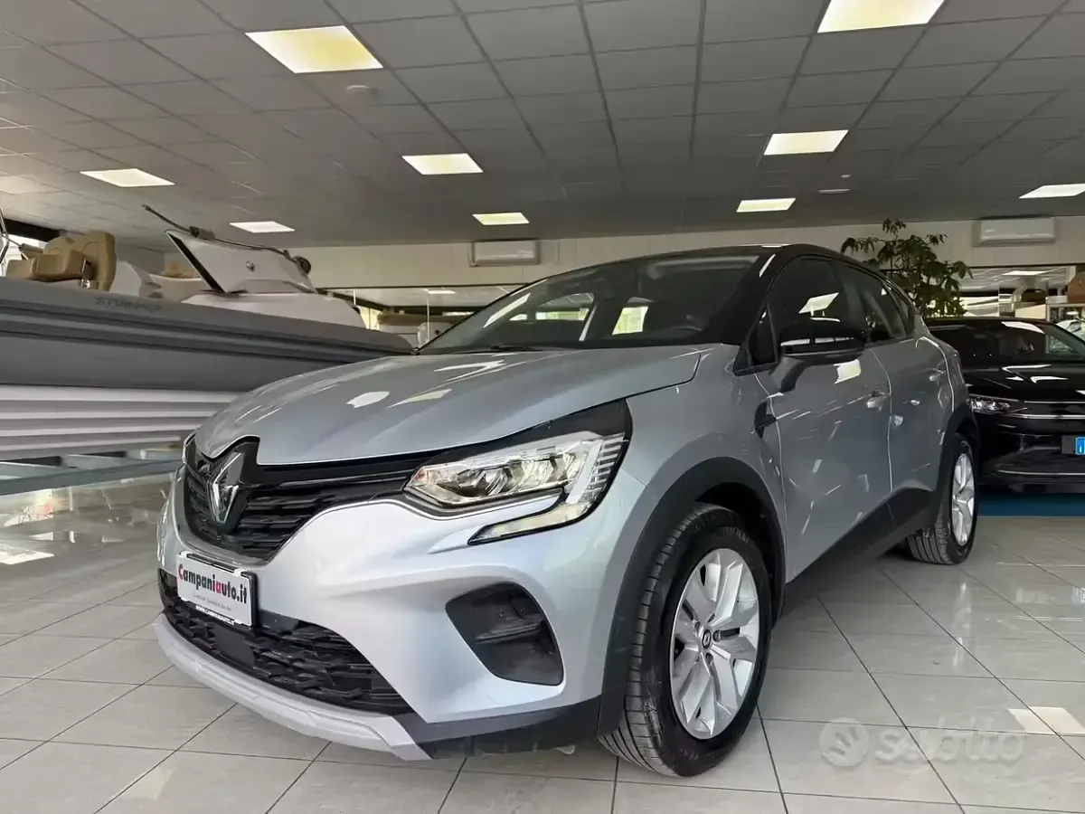 Usata Renault Captur Intens 101 CV (74 kW) 2022 Grigio SUV