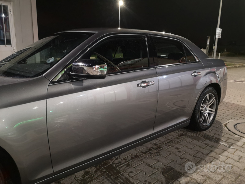 Usato 2011 Lancia Thema 3.0 Diesel 239 CV (10.000 €)