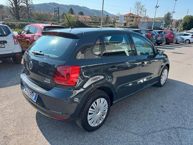 Usata VW Polo Comfortline 74 CV (54 kW) 2016 Grigio Berlina