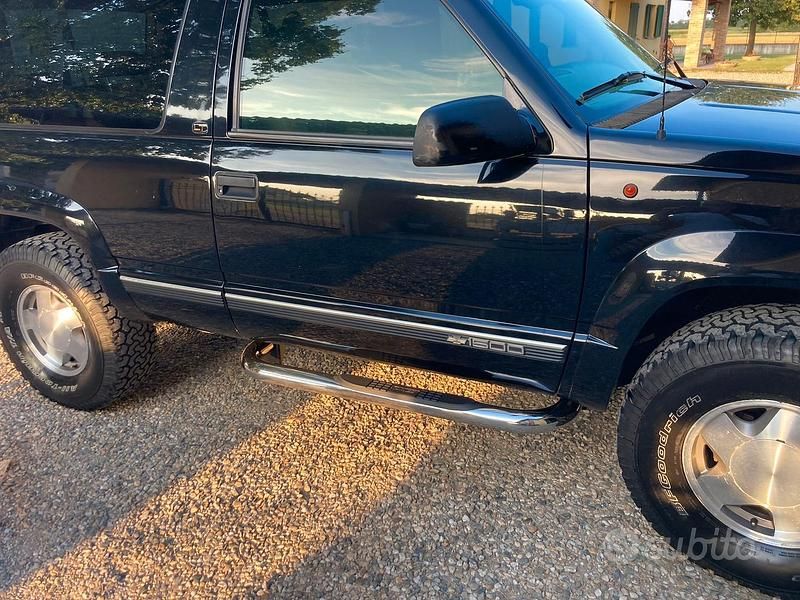 Usata Chevrolet Tahoe 1998 Nero SUV