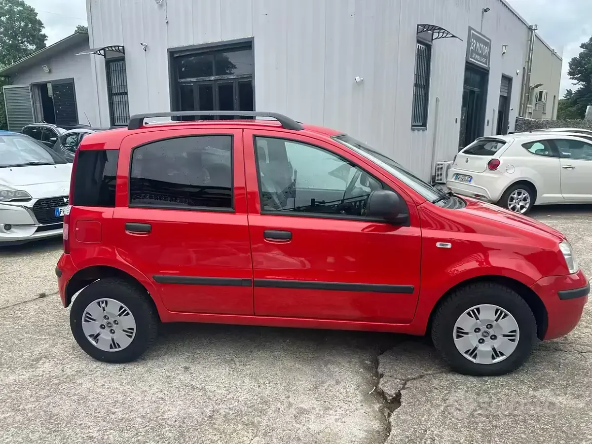 Usata Fiat Panda Dynamic 75 CV (55 kW) 2008 Rosso Utilitaria