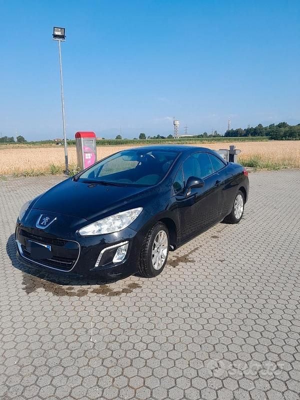 Usata Peugeot 308 CC 2011 Nero Cabrio