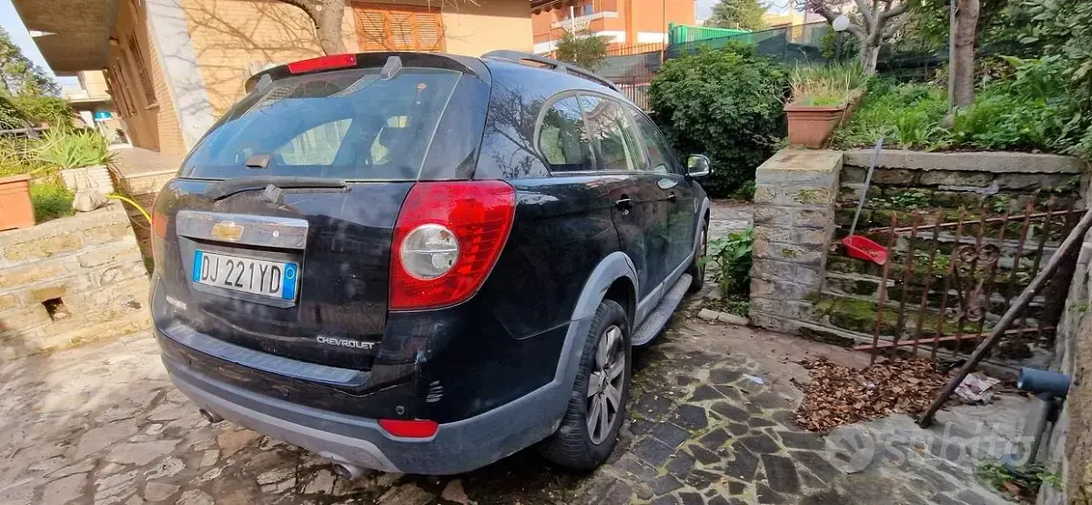 Usata Chevrolet Captiva LS 150 CV (110 kW) 2007 Nero SUV