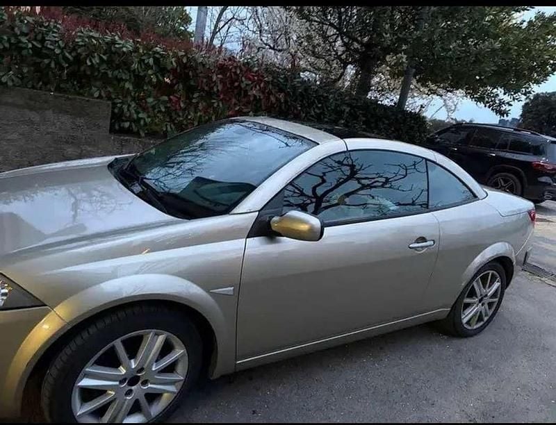 Usata Renault Mégane Cabriolet Dynamique 135 CV (99 kW) 2004 Cabrio