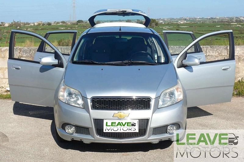 Usata Chevrolet Aveo 82 CV (60 kW) 2009 Grigio Berlina