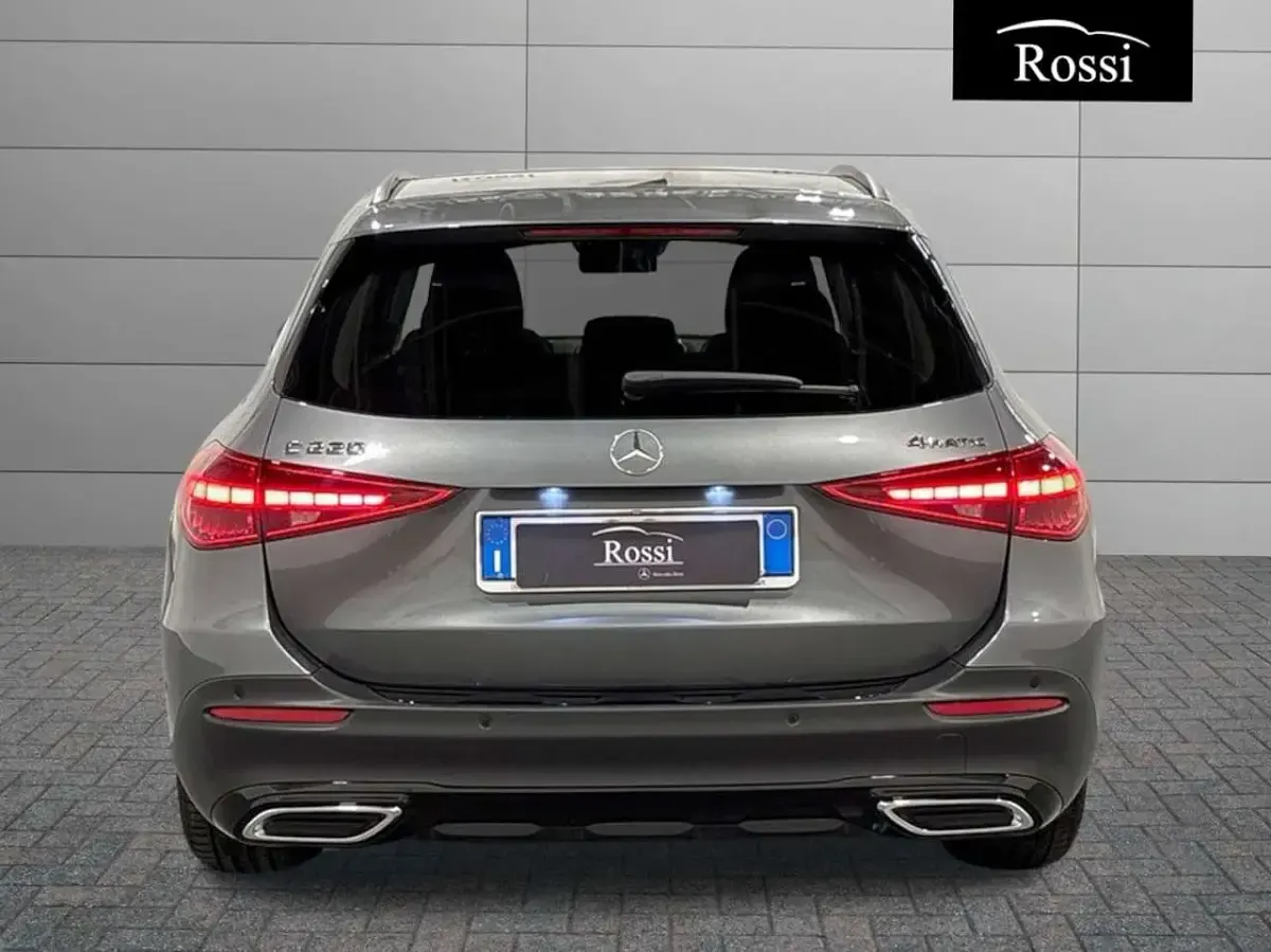Usata Mercedes C220 Advanced 197 CV (144 kW) 2024 Grigio medio metallizzato Station wagon