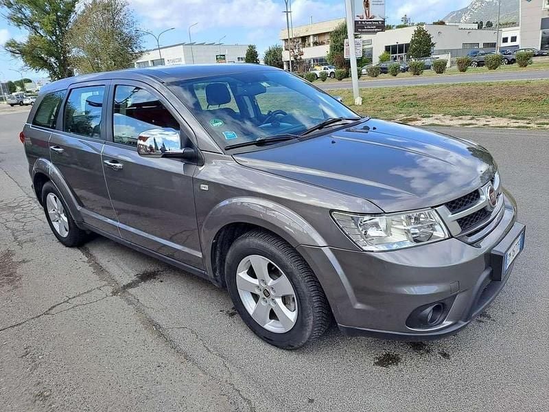 Usata Fiat Freemont 140 CV (102 kW) 2012 Grigio SUV
