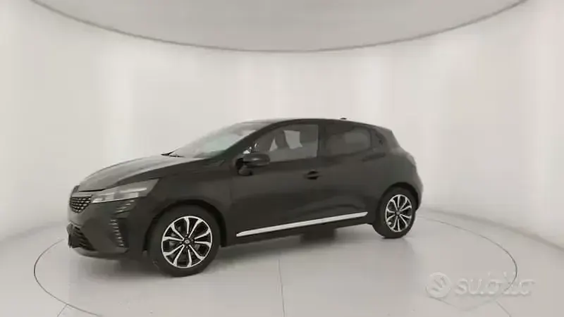 Nuova Renault Clio V Techno 101 CV (74 kW) 2025 Nero Berlina