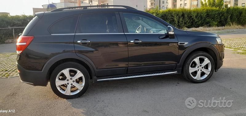 Nero Usata 2013 Chevrolet Captiva SUV | 4800 € (Ottimo prezzo) - Immagine 1/4