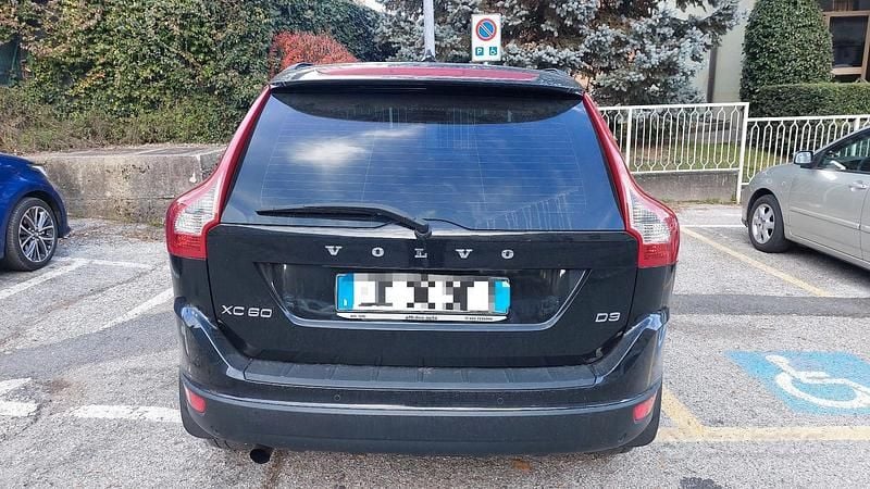 Usata Volvo XC60 163 CV (119 kW) 2011 Nero SUV