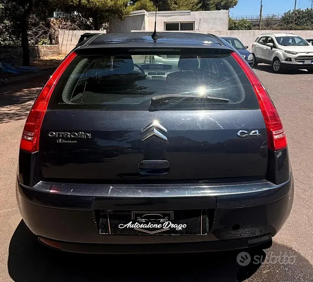 Usata Citroën C4 VTR Sport 90 CV (66 kW) 2010 Grigio Berlina