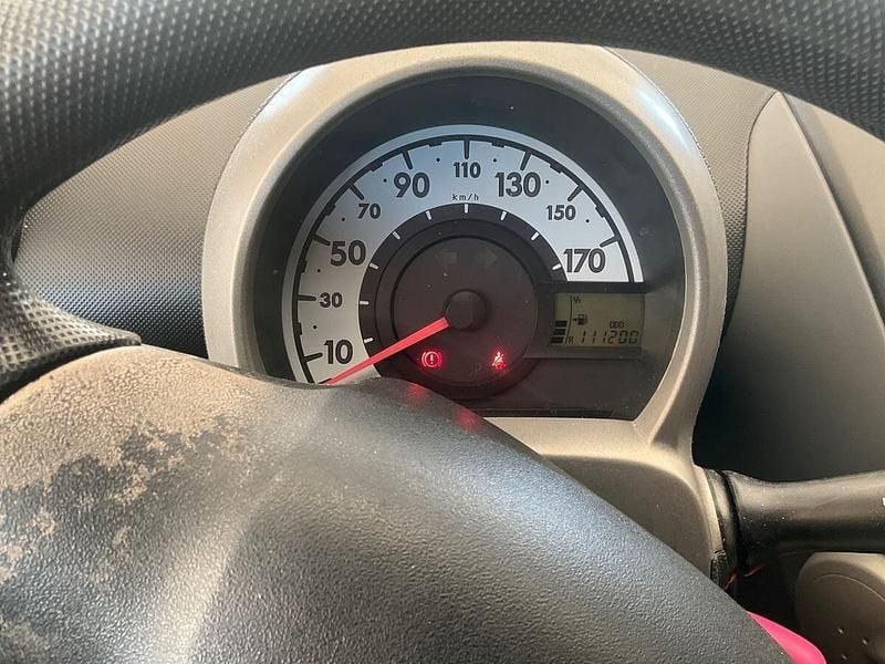 Usata Toyota Aygo Active 68 CV (50 kW) 2012 Grigio Utilitaria