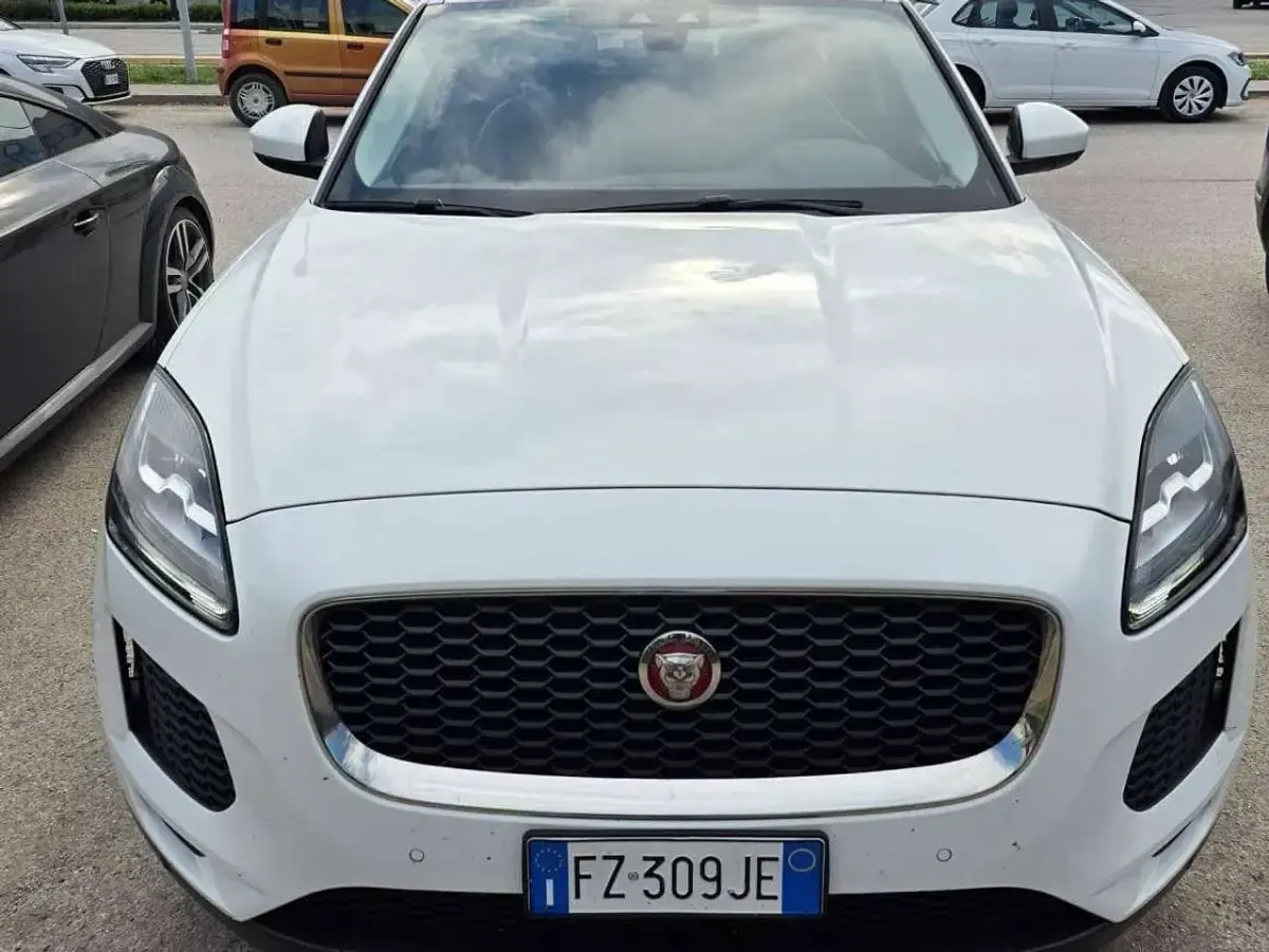 Usata Jaguar E-Pace 150 CV (110 kW) 2019 Bianco SUV