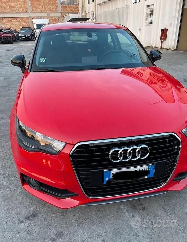 Usata Audi A1 S-Line 90 CV (66 kW) 2015 Rosso Utilitaria
