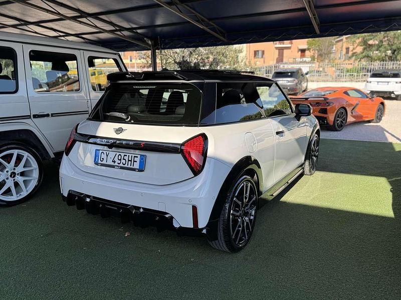 Usata Mini John Cooper Works 204 CV (150 kW) 2025 Nanuq white Utilitaria