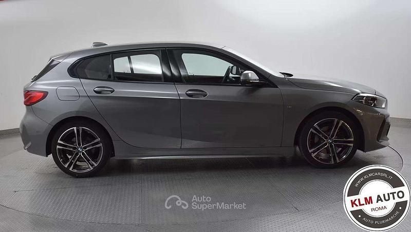 Usata BMW 118 M Sport 150 CV (110 kW) 2022 Grigio Utilitaria