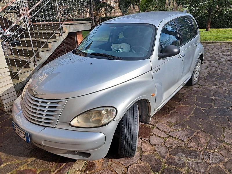 Usata Chrysler PT Cruiser 116 CV (85 kW) 2003 Grigio Berlina