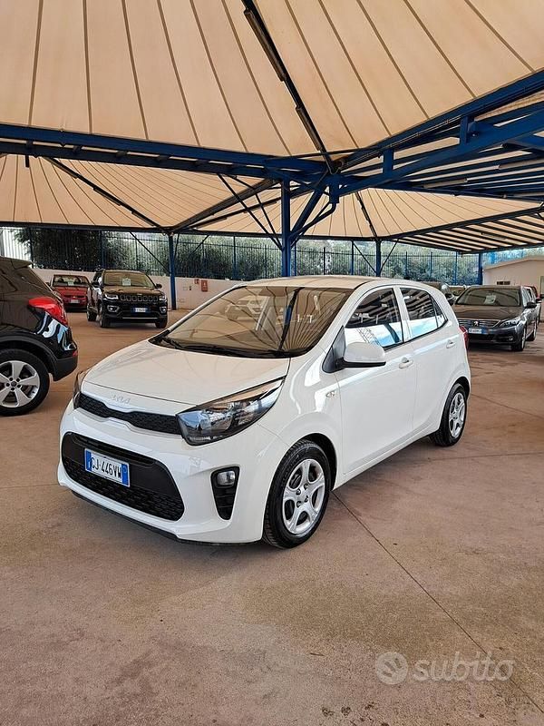 Usata Kia Picanto Urban 67 CV (49 kW) 2022 Bianco Utilitaria