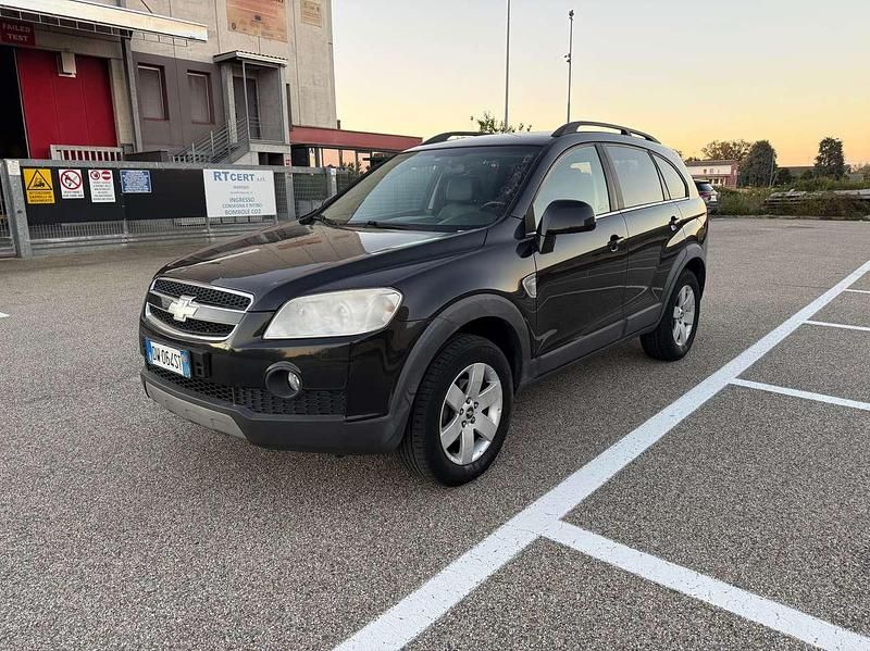 Usata Chevrolet Captiva 126 CV (92 kW) 2009 Nero SUV