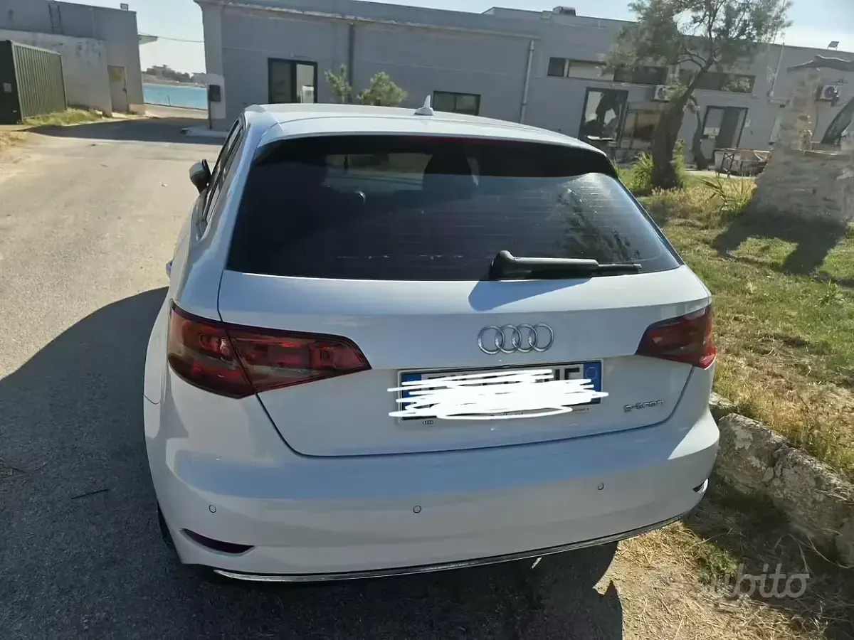 Usata Audi A3 Comfort 122 CV (89 kW) 2014 Bianco Berlina