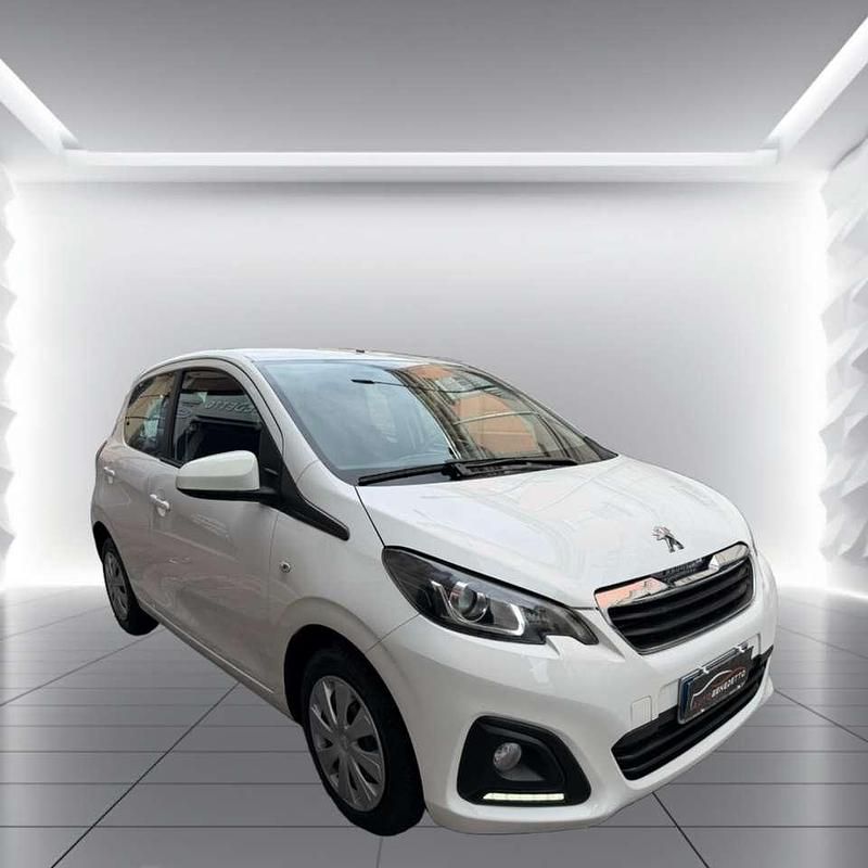Usata Peugeot 108 Access 69 CV (50 kW) 2014 Bianco Utilitaria