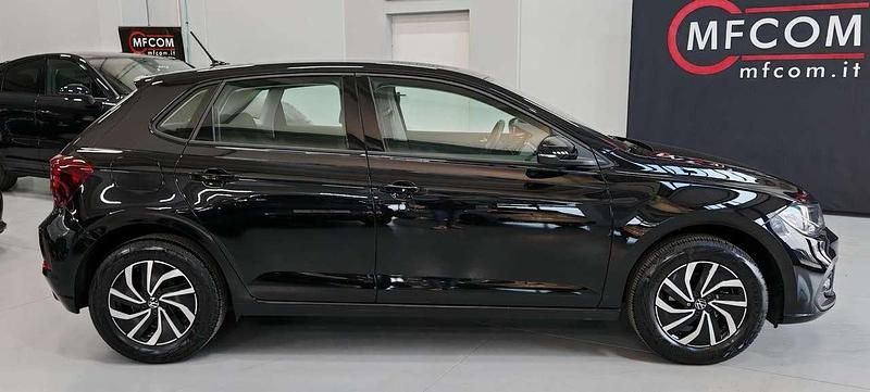 Usata VW Polo Style 95 CV (69 kW) 2025 Nero Utilitaria