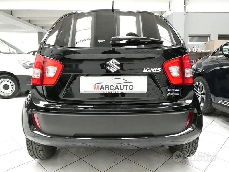 Second-hand Suzuki Ignis 90 CP (66 kW) 2020 Negru SUV