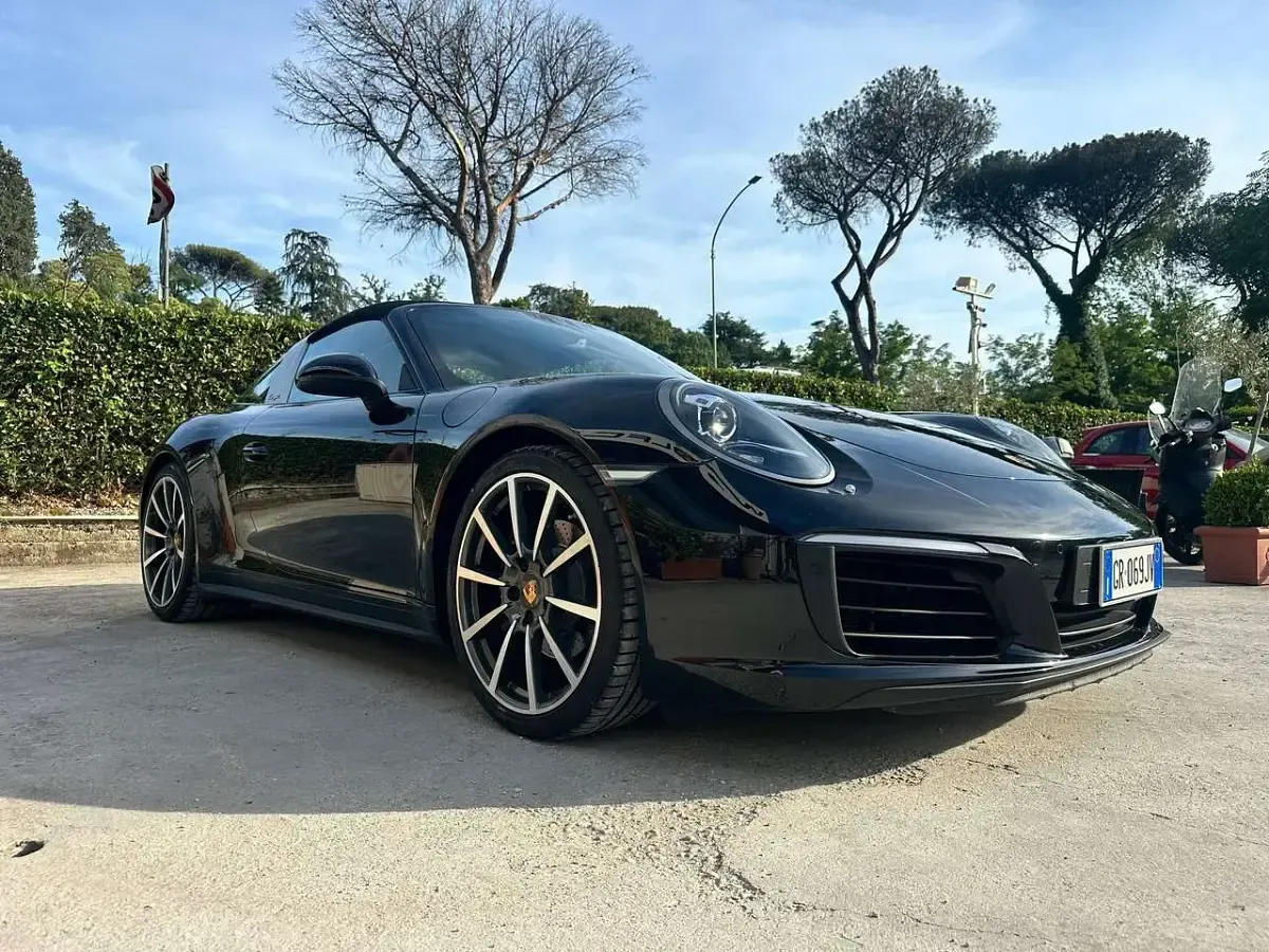 Usata Porsche 991 370 CV (272 kW) 2018 Nero Cabrio