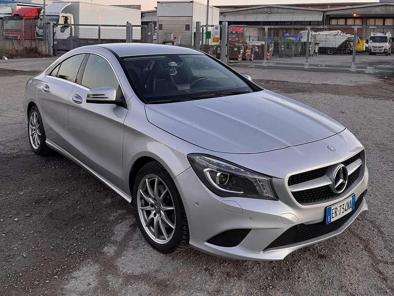 Usata Mercedes CLA220 Premium 170 CV (125 kW) 2013 Argento Berlina