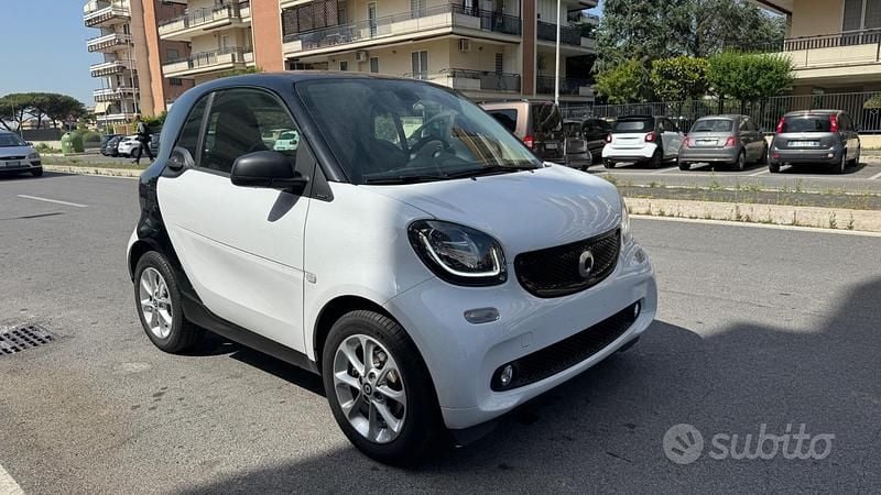 Usata Smart ForTwo Coupé Passion 90 CV (66 kW) 2018 Bianco Coupé