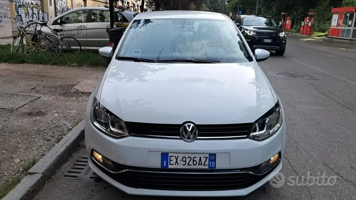 Usata VW Polo Trendline 75 CV (55 kW) 2014 Bianco Berlina