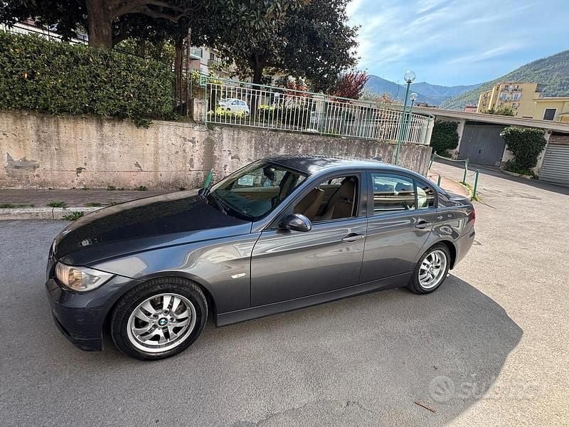 Usata BMW 320 2005 Grigio Berlina