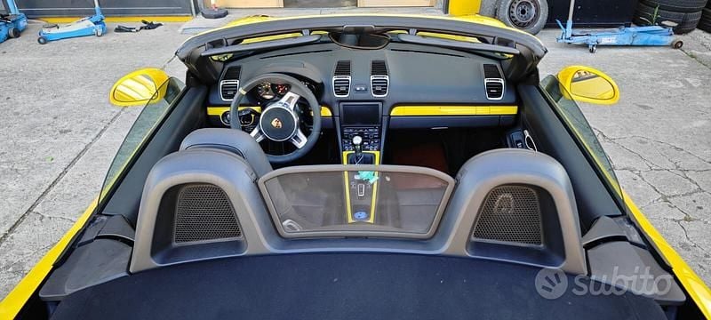 Usata Porsche Boxster 265 CV (194 kW) 2015 Giallo Cabrio
