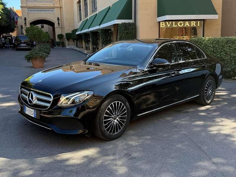 Usata Mercedes E200 Premium Plus 150 CV (110 kW) 2018 Nero Berlina