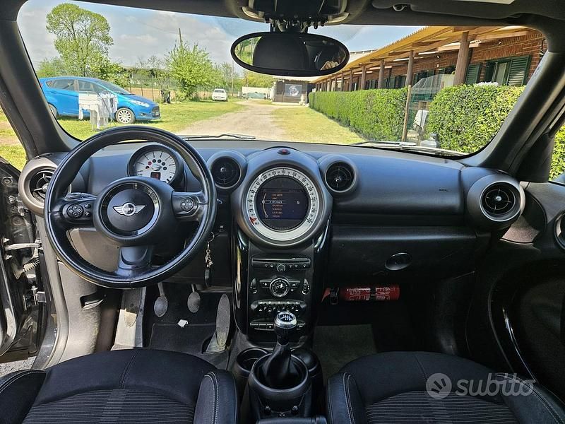 Usata Mini Cooper D 2016 Nero Utilitaria