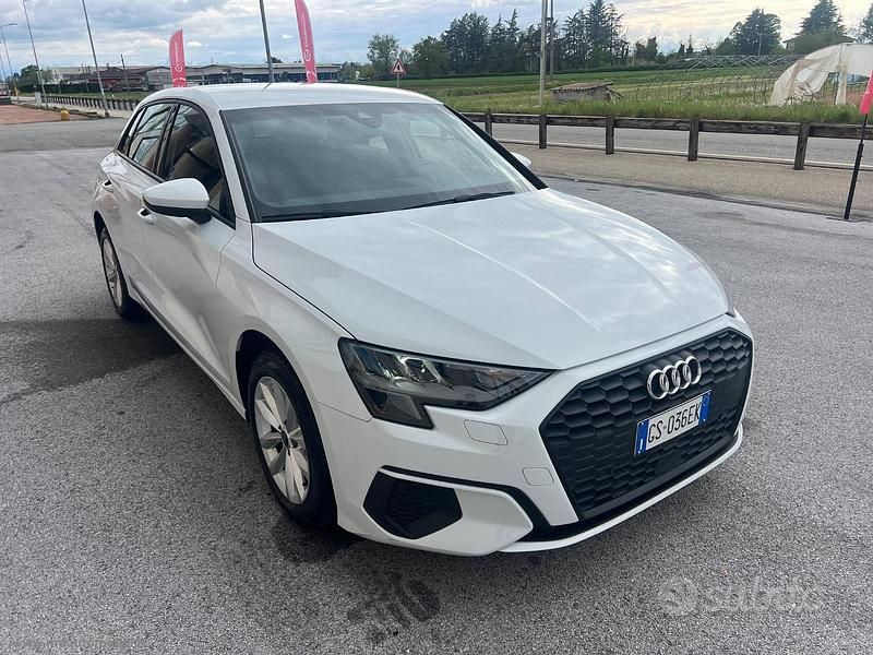 Usata Audi A3 Business 116 CV (85 kW) 2023 Bianco Berlina