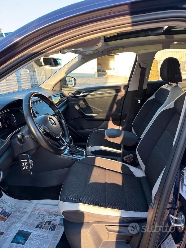 Usata VW T-Roc 2018 Blu SUV