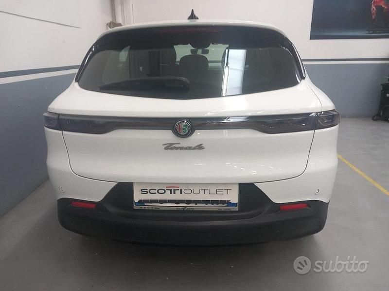 Usata Alfa Romeo Tonale Sprint 131 CV (96 kW) 2024 Bianco SUV