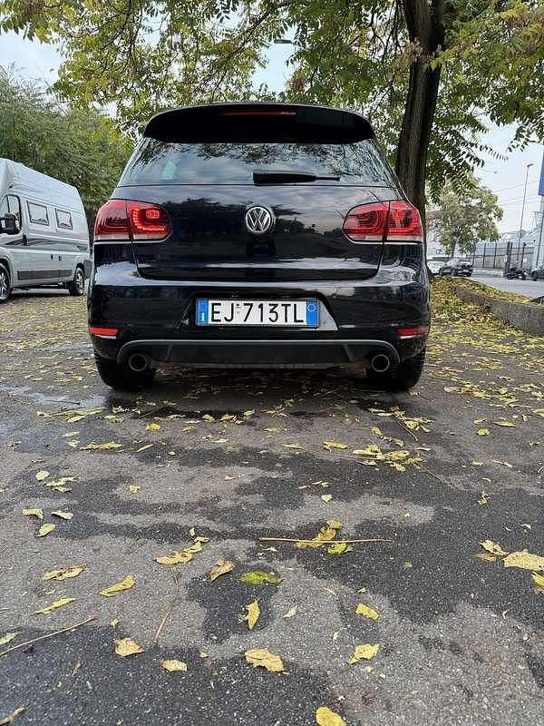 Usata VW Golf GTI 211 CV (155 kW) 2011 Berlina