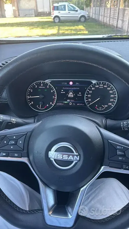 Usata Nissan Juke N-Connecta 114 CV (83 kW) 2023 Nero SUV