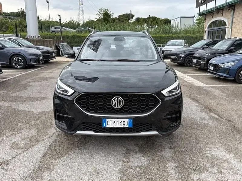 Usado MG ZS Comfort 106 CV (77 kW) 2024 Negro SUV
