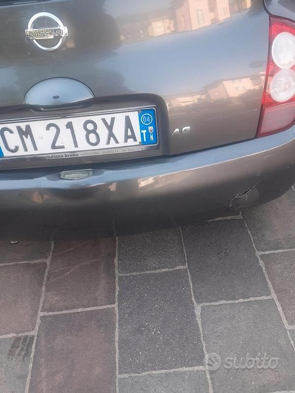 Usata Nissan Micra 80 CV (58 kW) 2004 Grigio Utilitaria