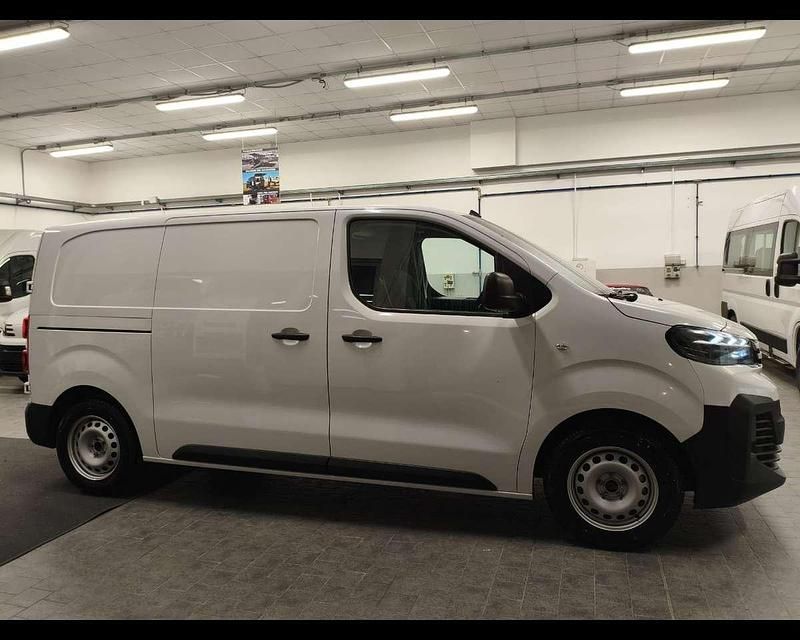 Nuova Peugeot e-Expert 61 kW (84 CV) 2025 Kaolin white pastello Furgone