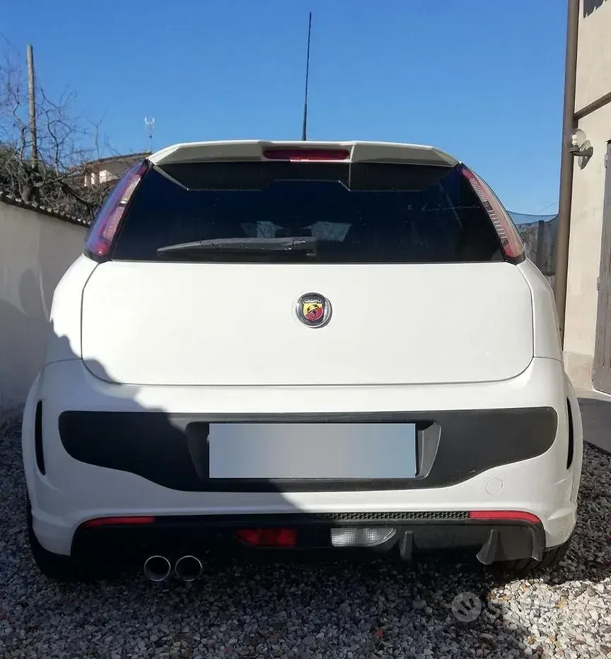 Usata Fiat Grande Punto Abarth 165 CV (121 kW) 2010 Bianco Utilitaria