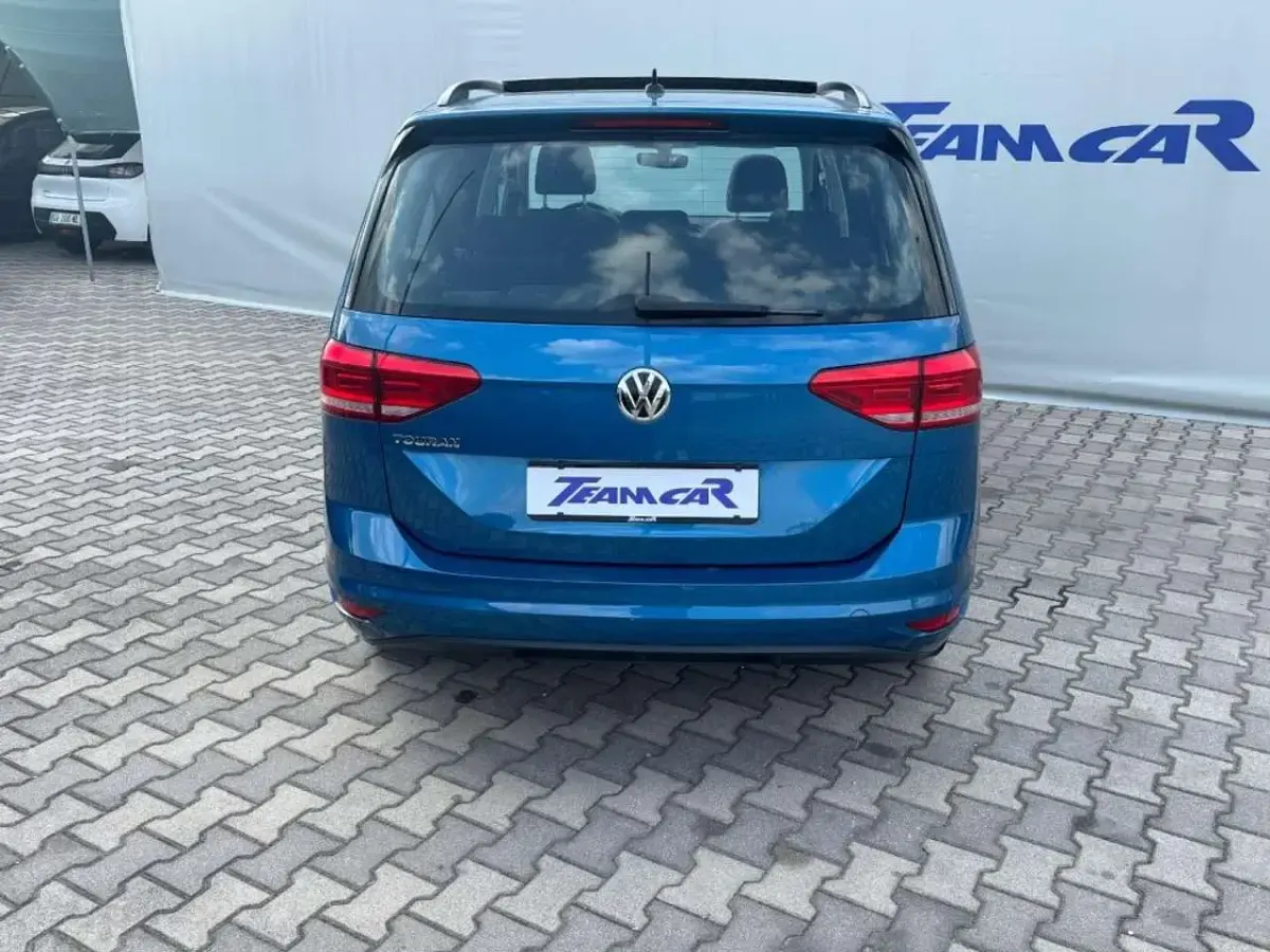 Usata VW Touran Executive 116 CV (85 kW) 2020 Blu Monovolume