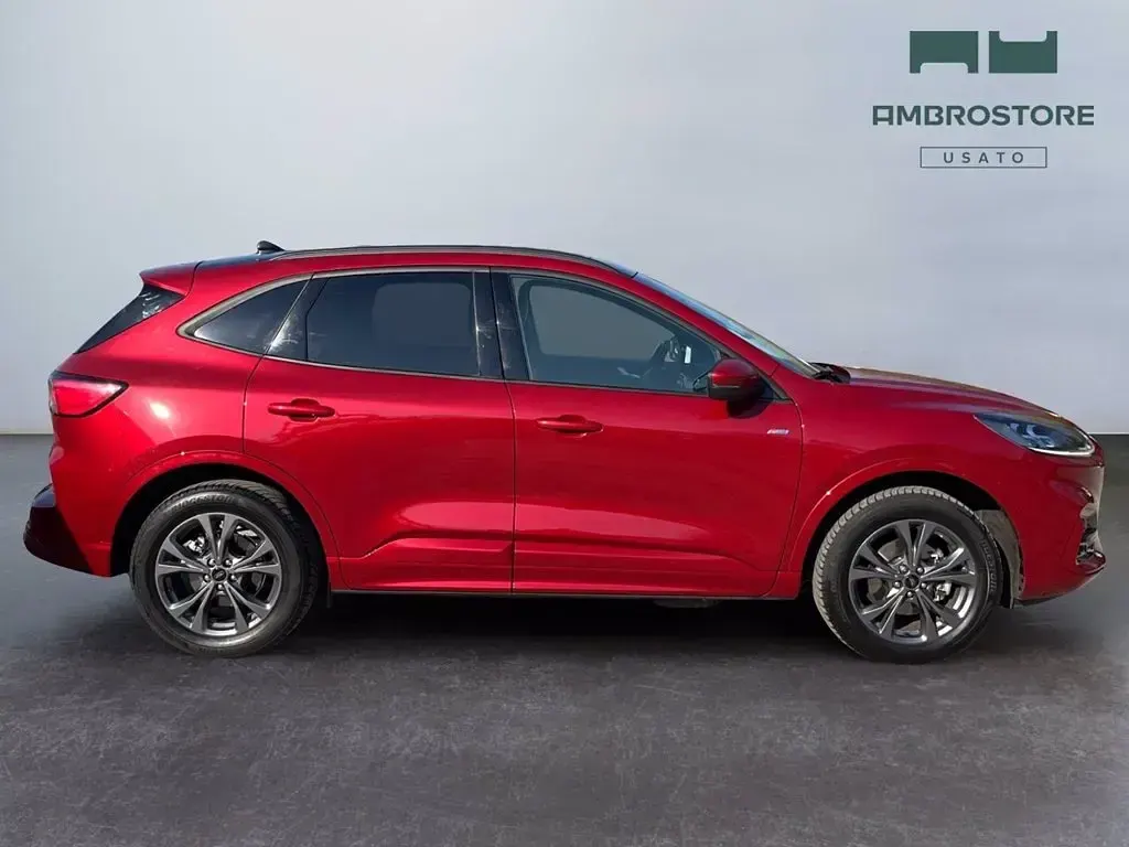 Begagnad Ford Kuga ST-Line X 225 HK (165 kW) 2023 Röd SUV