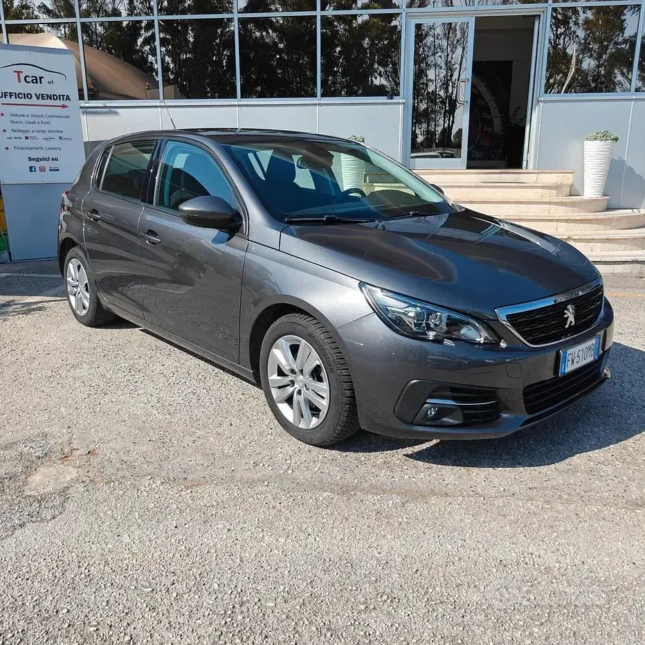 Usata Peugeot 308 Active 131 CV (96 kW) 2019 Grigio Berlina