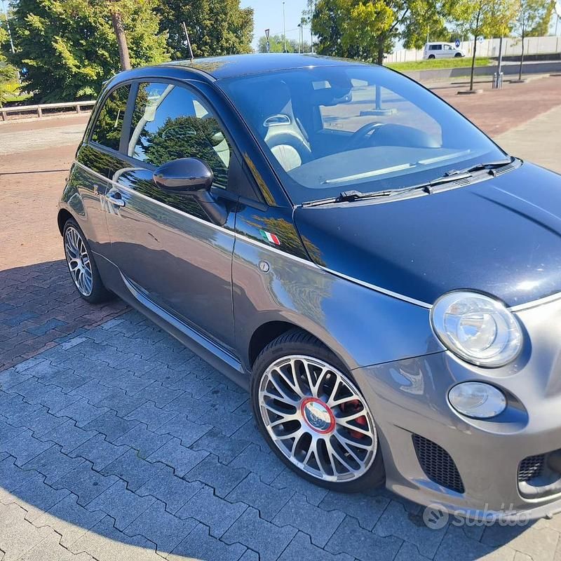 Usata Abarth 500 Custom 135 CV (99 kW) 2015 Utilitaria
